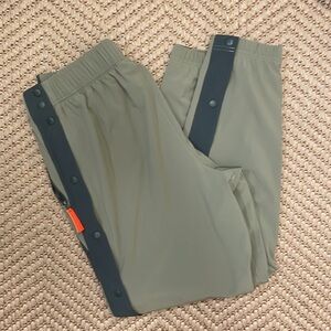 Under Armour - Rush - Track Tare Away Athletic Pants - Green / Black - L